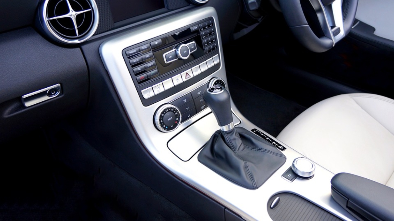 air-conditioner-1838856_960_720 (1)